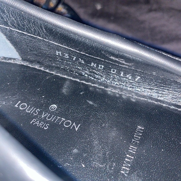 Louis Vuitton women’s loafers 37 1/2 (US SIZE 7.5) - Picture 2 of 6